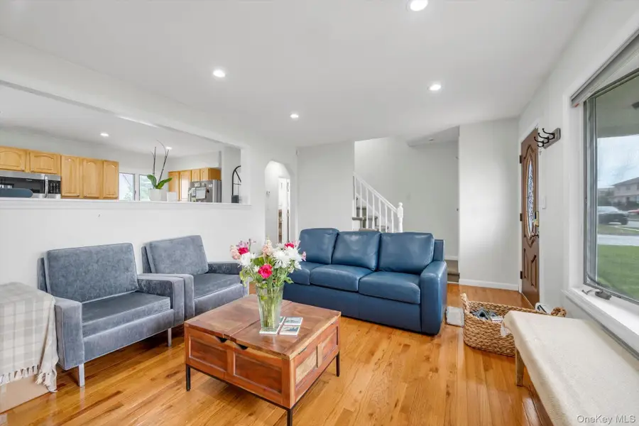 1055 Jefferson Street, Baldwin, NY 11510 - #2