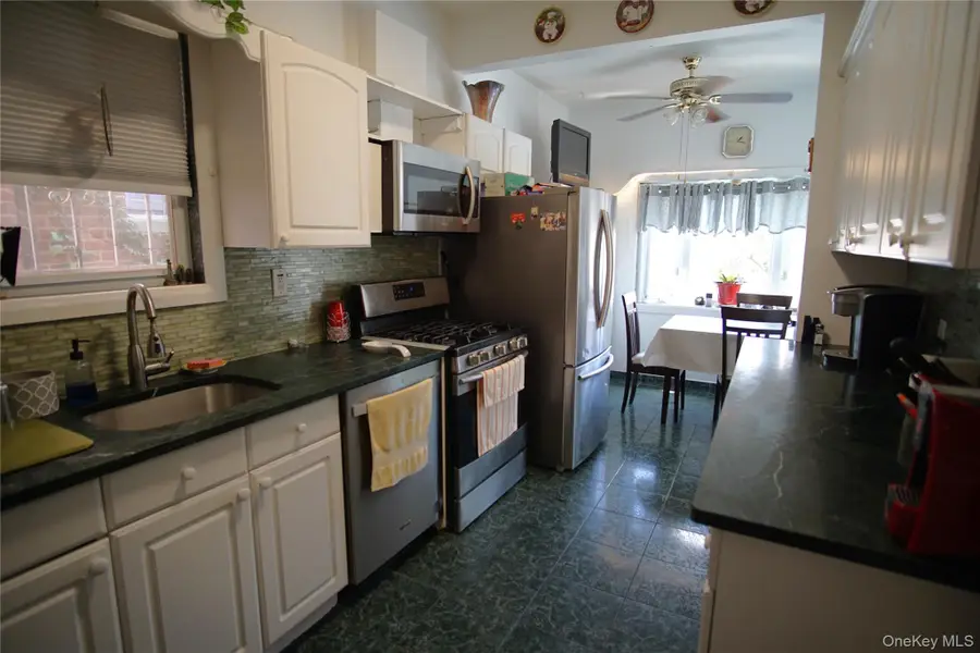 2430 Esplanade Avenue, Bronx, NY 10469 - #3