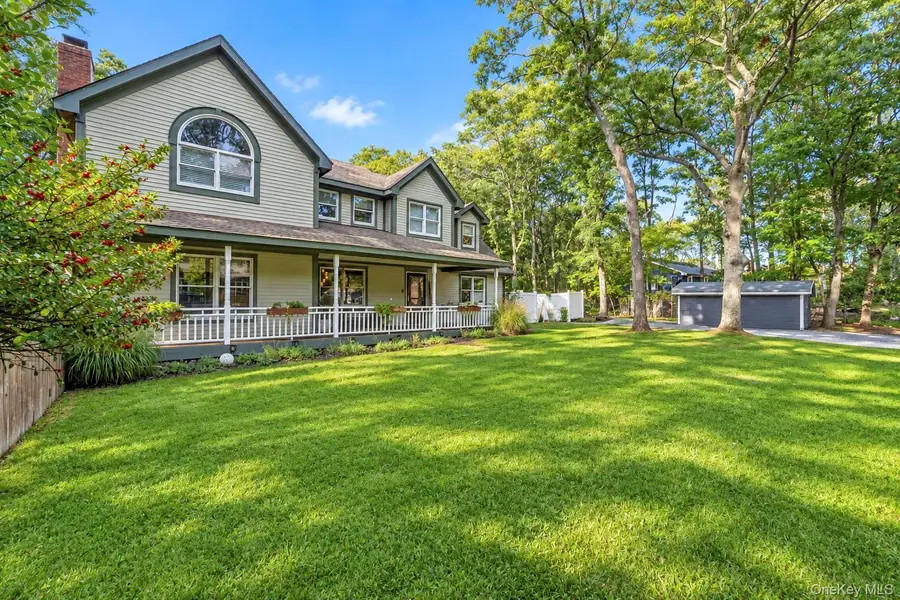 15 Hillcrest Avenue, Port Jefferson, NY 11777 - #3