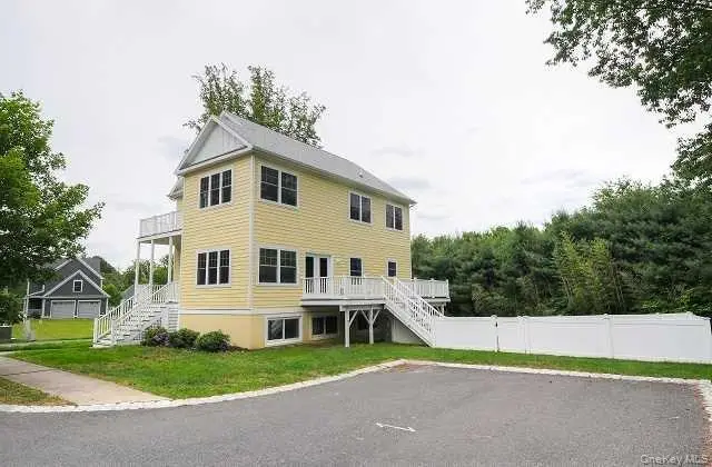 9 Bird Court, Rhinebeck, NY 12572 - #2