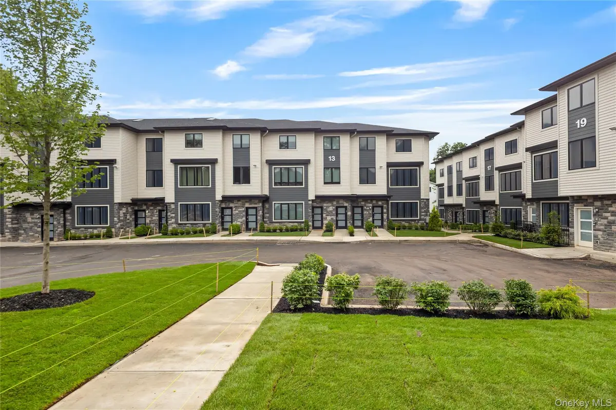 17 Lazer Court #201, Spring Valley, NY 10977 - #1