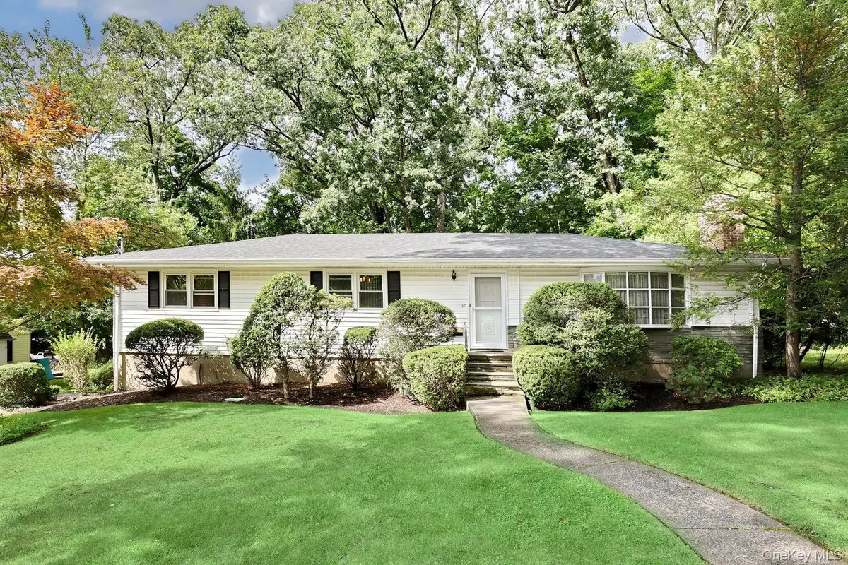 30 Pacific Avenue, Nanuet, NY 10954 - #1