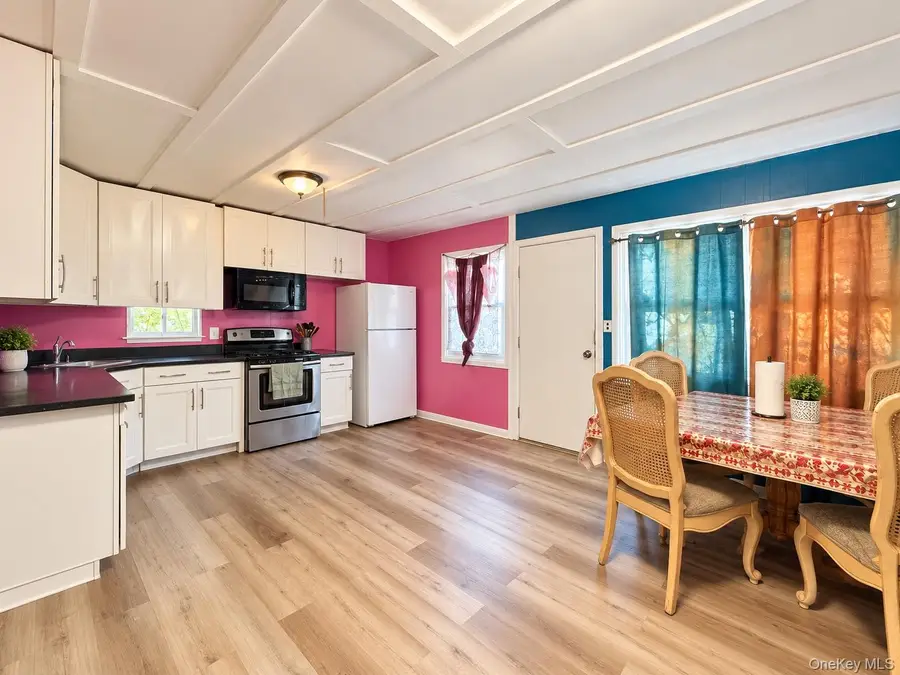 3 W End Avenue, Loch Sheldrake, NY 12759 - #3