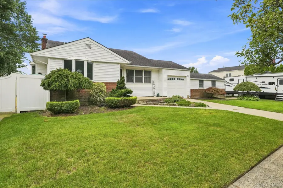 220 S Park Drive, Massapequa Park, NY 11762 - #2