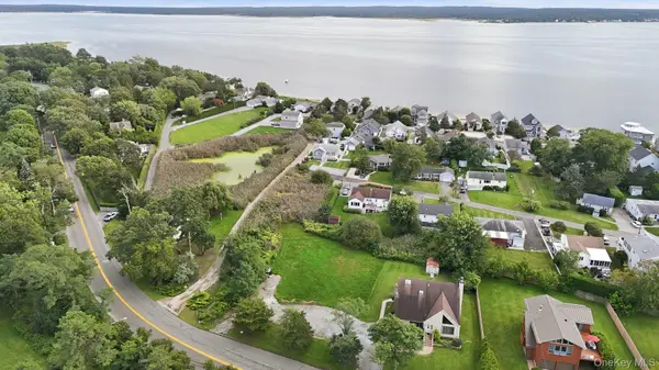 501 Peconic Bay Boulevard, Aquebogue, NY 11931