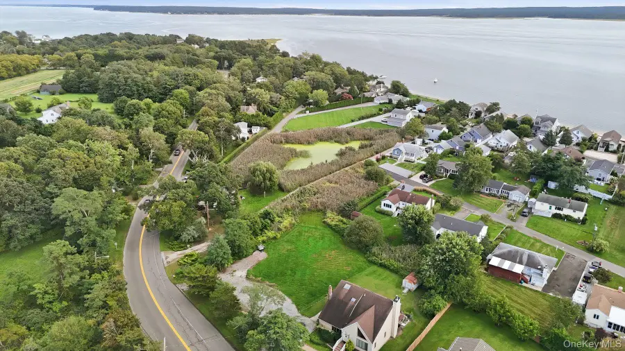 501 Peconic Bay Boulevard, Aquebogue, NY 11931 - #2