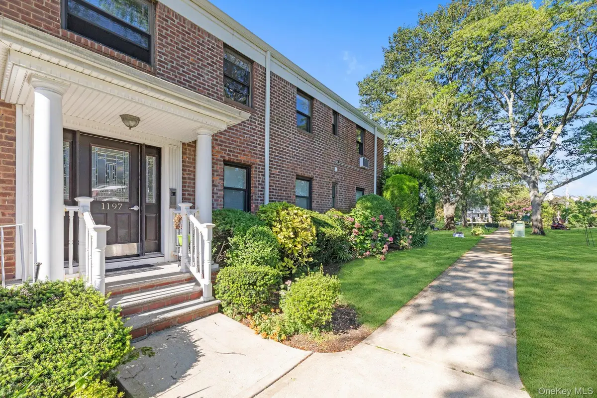 1197 E Broadway #K24, Hewlett, NY 11557 - #1