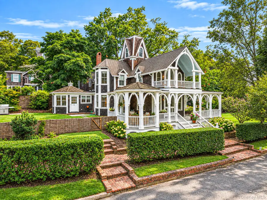 13 Spring Garden Avenue, Shelter Island Heights, NY 11965 - #2