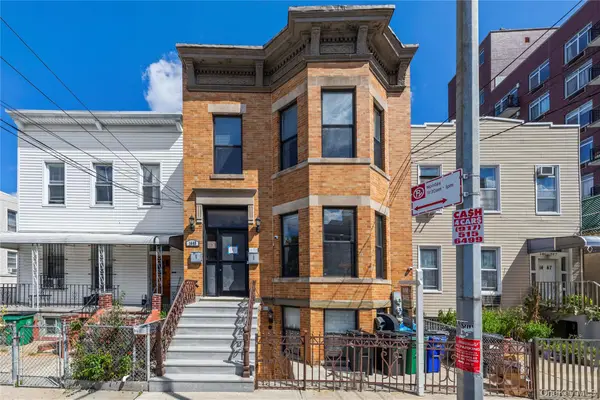 1445 30th Drive, Astoria, NY 11102