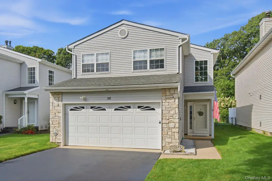 28 Colony Drive, Holbrook, NY 11741 - #2