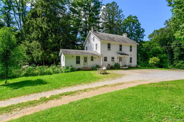 264 Quaker Hill Road, Pawling, NY 12564