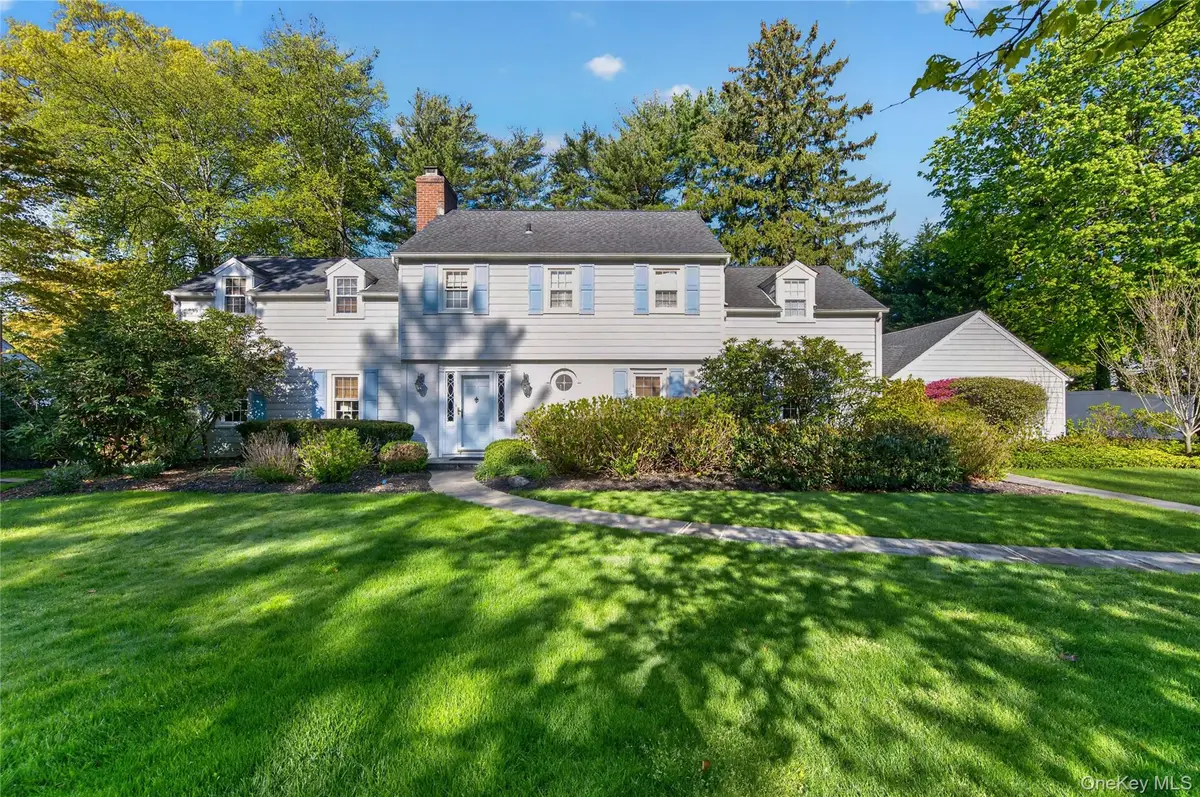 21 Weir Lane, Locust Valley, NY 11560 - #1