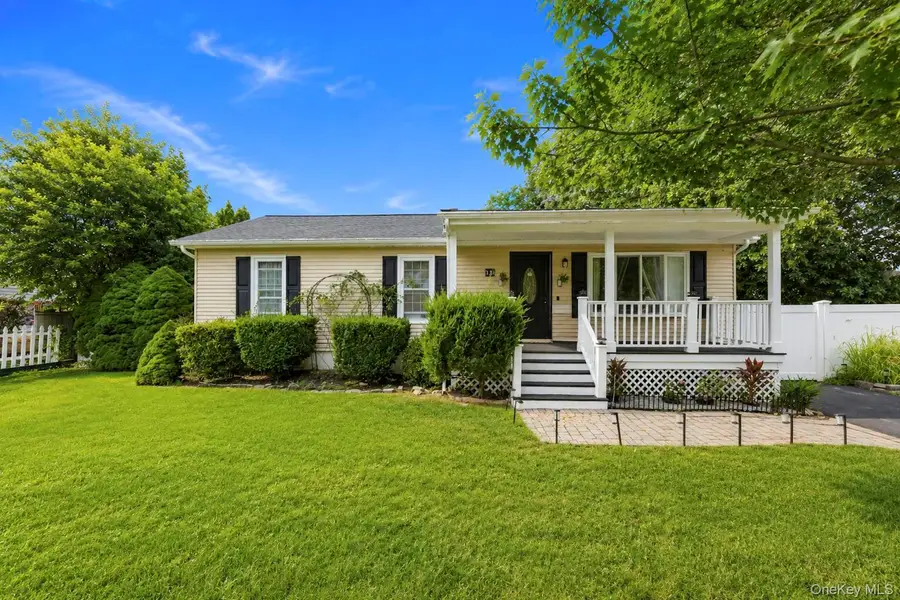 13 Adobe Drive, Shirley, NY 11967 - #2