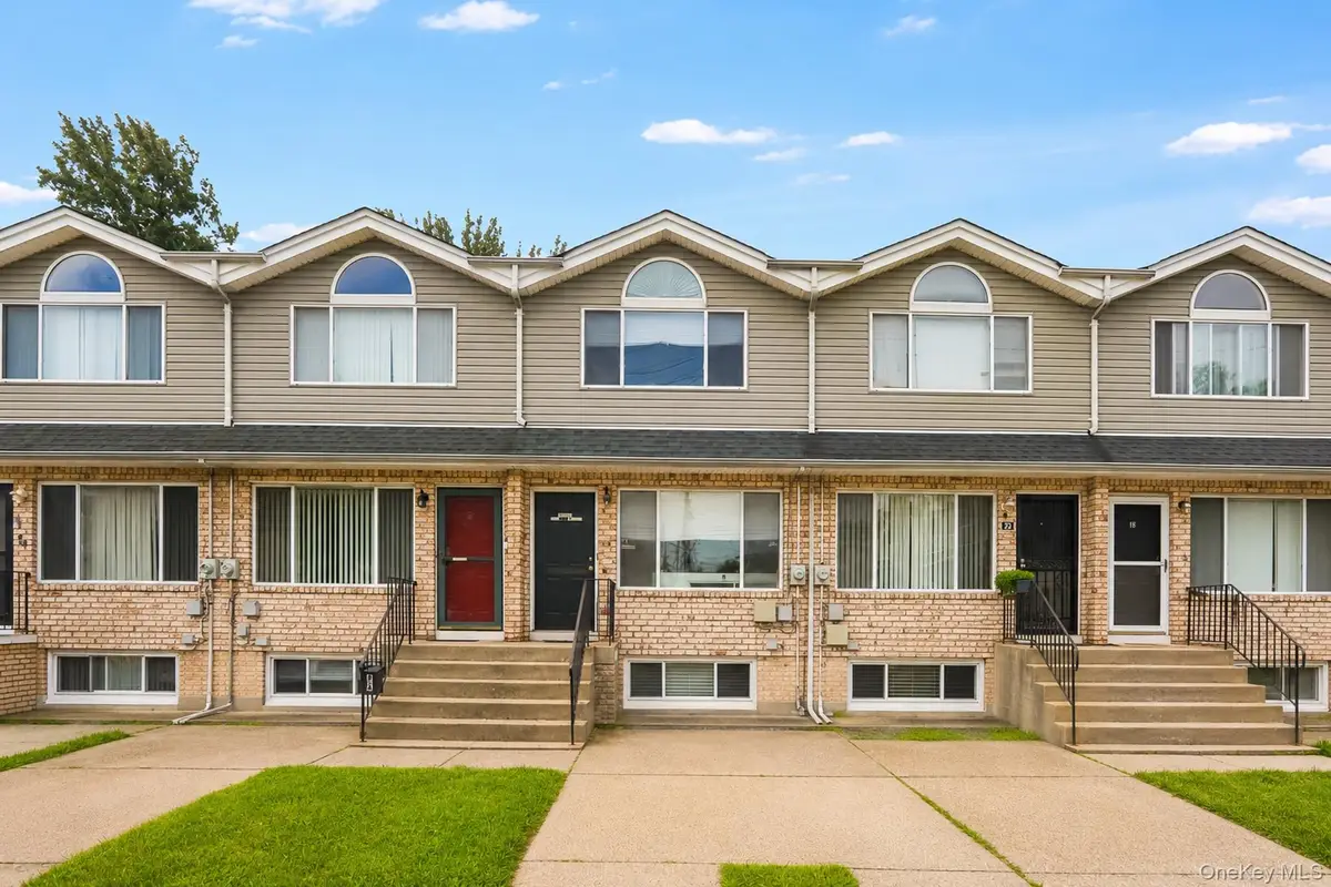 78 Confederation Place, Staten Island, NY 10303 - #1