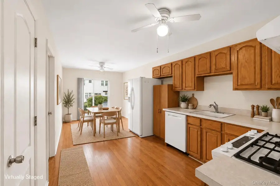 78 Confederation Place, Staten Island, NY 10303 - #3
