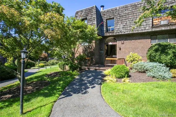 1 Briarcliff Drive S #4, Ossining, NY 10562