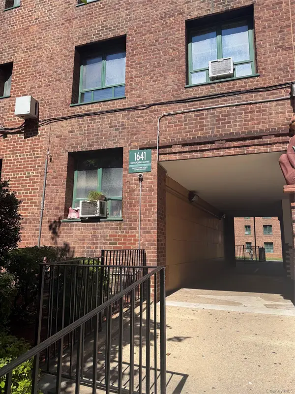 1641 Metropolitan Avenue #3H, Bronx, NY 10462