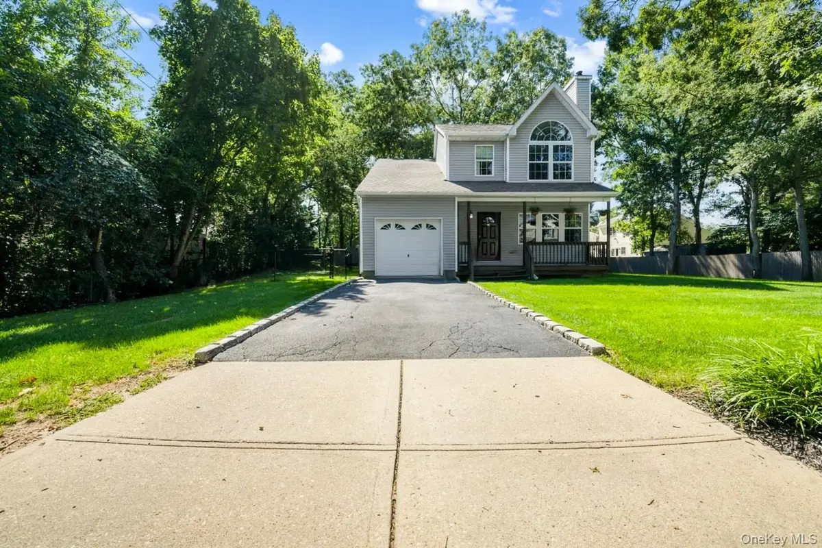 10 Iowa Street, Coram, NY 11727 - #1