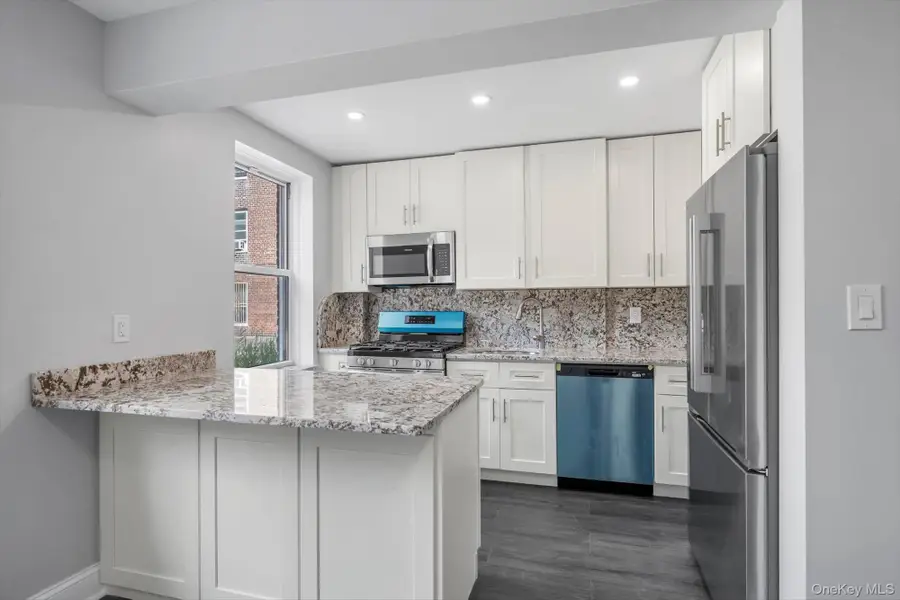 141-15 Union Turnpike #1-O, Flushing, NY 11367 - #2