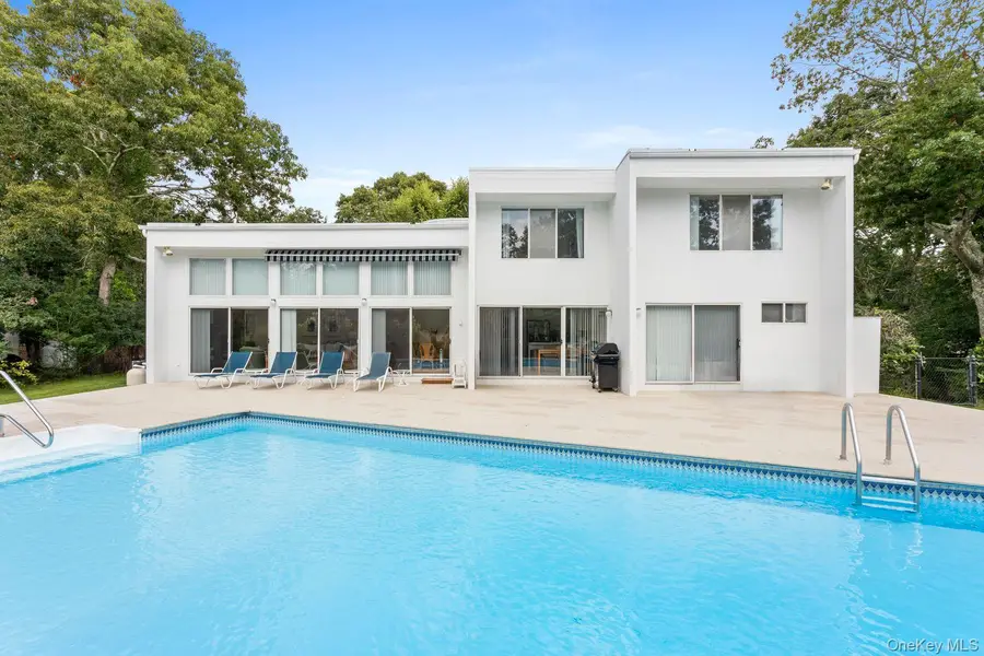 40 Peacock Path, East Quogue, NY 11942 - #3