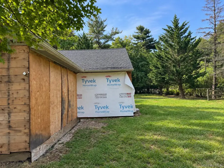 715 E Hampton Sag Harbor Turnpike, Sag Harbor, NY 11963 - #3