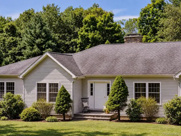 310 Pine Ridge Lane, Hillsdale, NY 12529