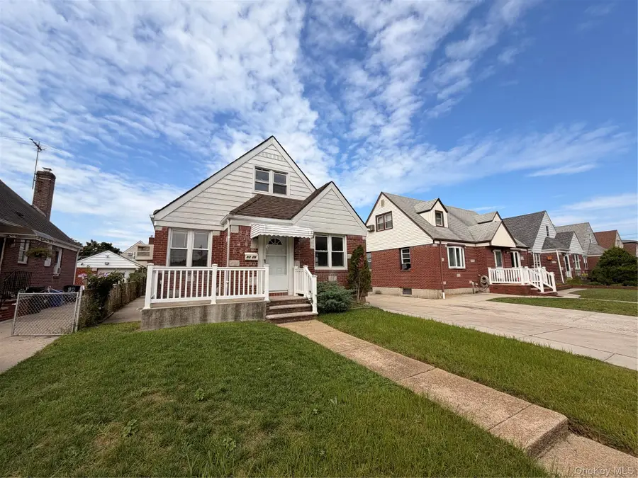 82-26 258th Street, Glen Oaks, NY 11004 - #3