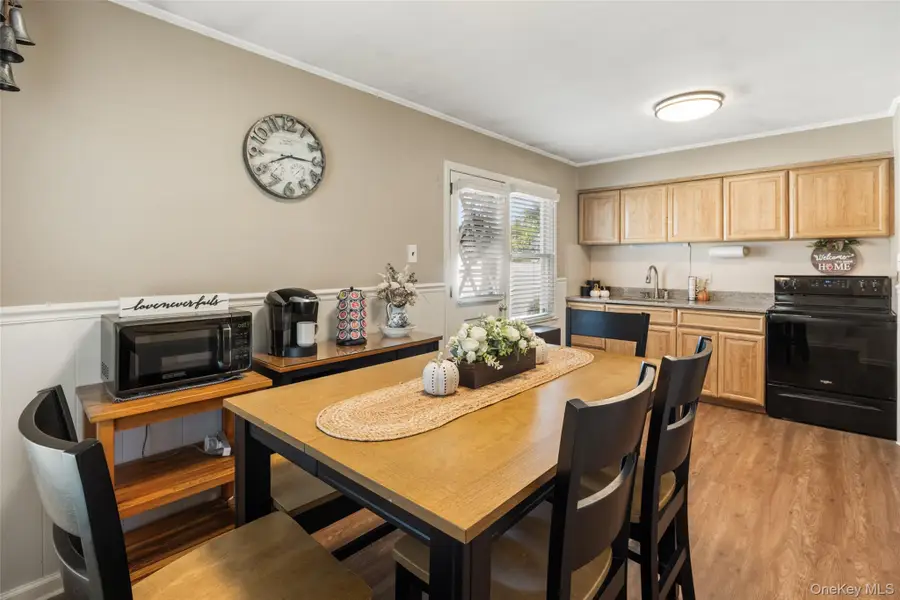 5 Marvin Avenue, Hicksville, NY 11801 - #2