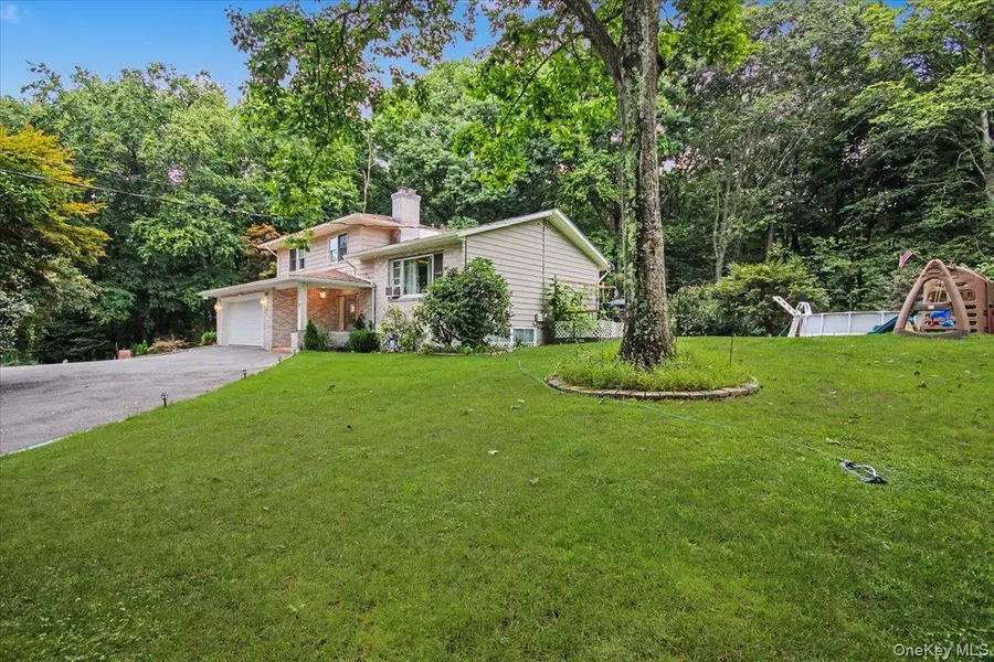 45 Hemlock Trail Court, Carmel, NY 10512 - #2