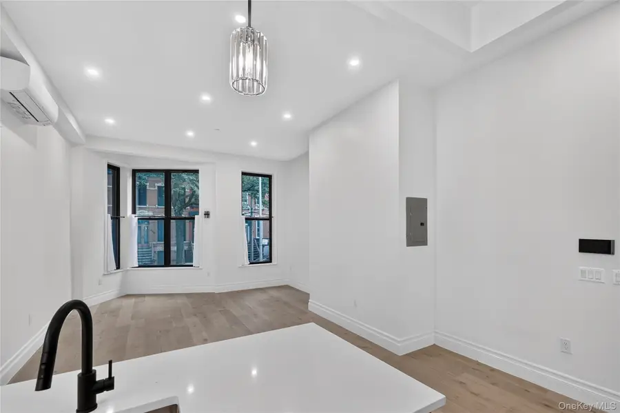 427 E 140 Street #4, Bronx, NY 10451 - #3