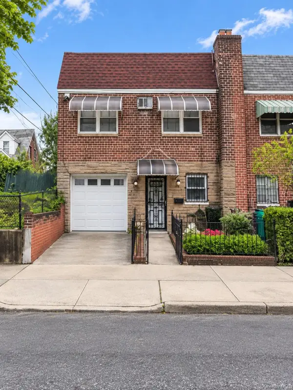 6636 Alderton Street, Rego Park, NY 11374