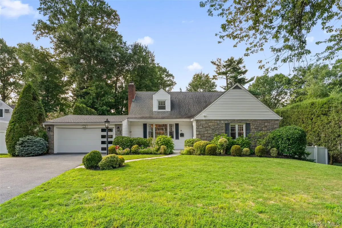 11 Winchcombe Way, Scarsdale, NY 10583 - #1