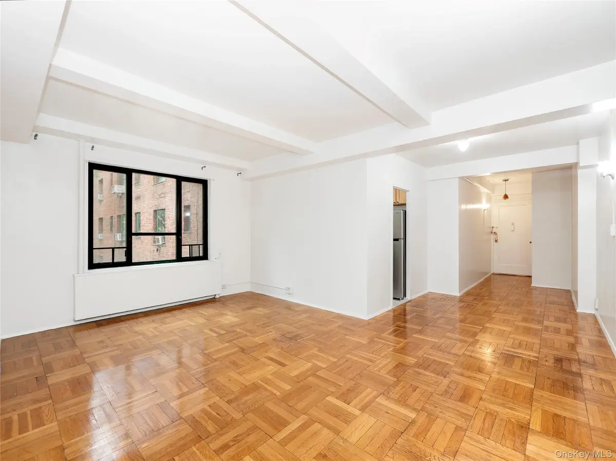 2150 E Tremont Avenue #4C, Bronx, NY 10462 - #1