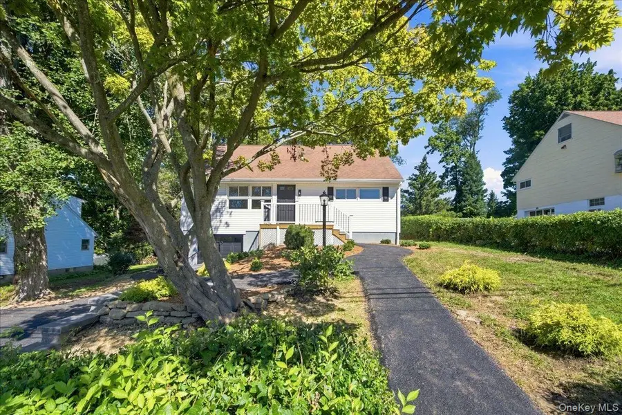 724 Locksley Road, Yorktown Heights, NY 10598 - #2