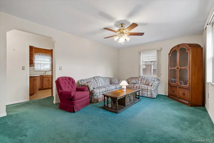7607 Hewlett Street, New Hyde Park, NY 11040 - #3