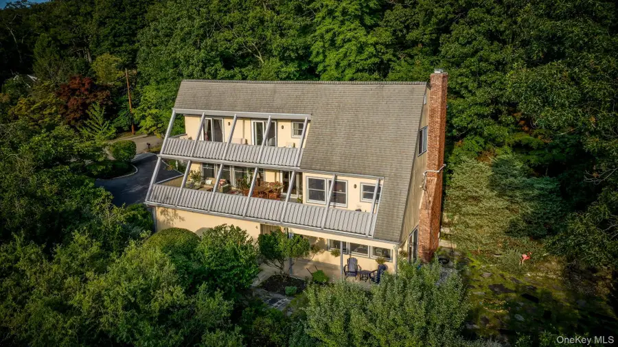 4 Hill Dale Avenue, Miller Place, NY 11764 - #3