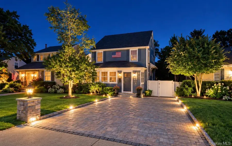 182 School Street, Oyster Bay, NY 11771 - #3
