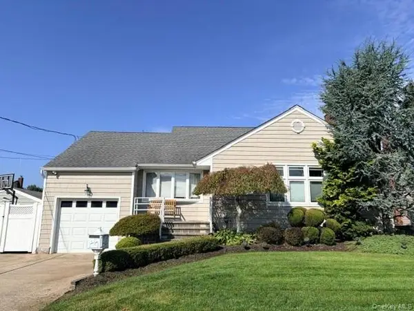 2452 Freeport Street, Wantagh, NY 11793