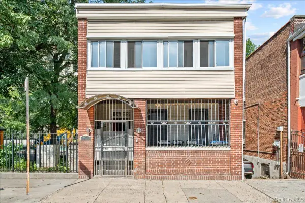 1373 Plimpton Avenue, Bronx, NY 10452