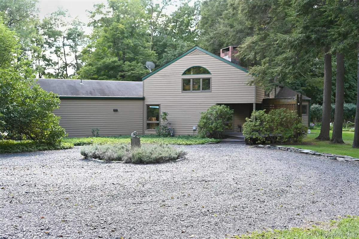 65 Colonial Avenue, Warwick, NY 10990 - #1