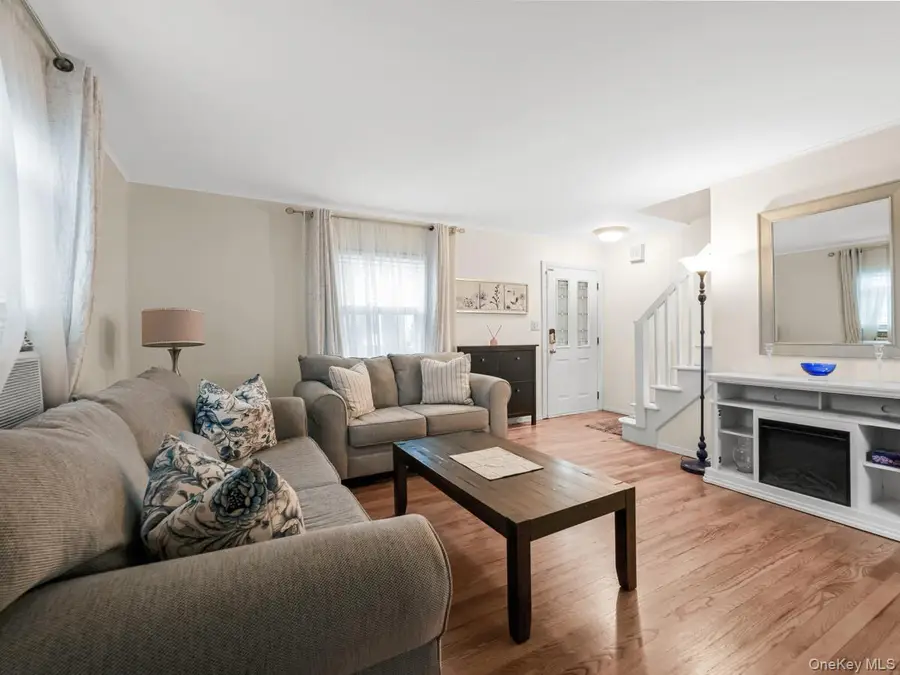 82-18 266th Street, Glen Oaks, NY 11004 - #3