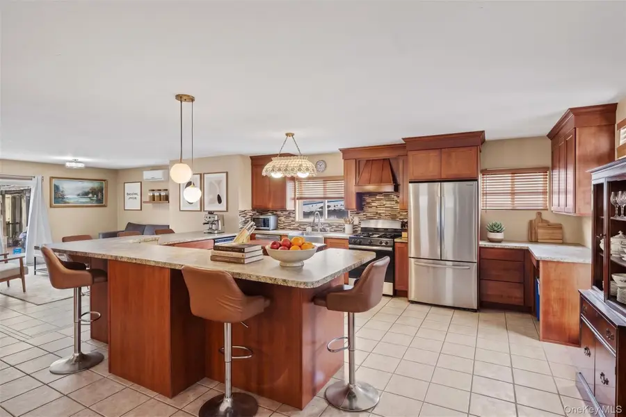 547 Sunnybrook Drive, Oceanside, NY 11572 - #2
