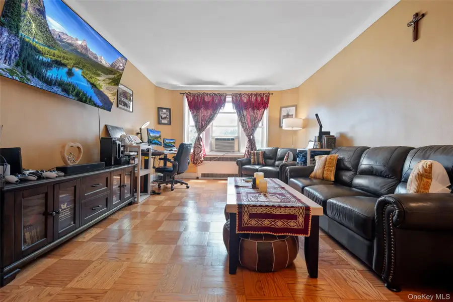 84-49 168th Street #2U, Jamaica, NY 11432 - #2