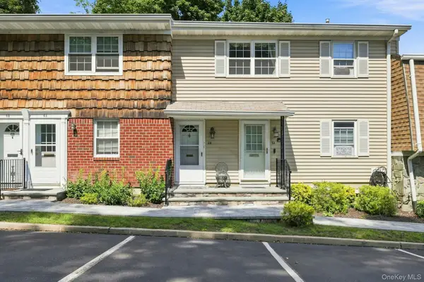 4 Anchorage Lane #5B, Oyster Bay, NY 11771