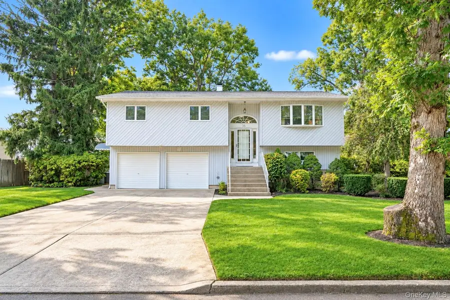 36 Deer Park Boulevard, Deer Park, NY 11729 - #2