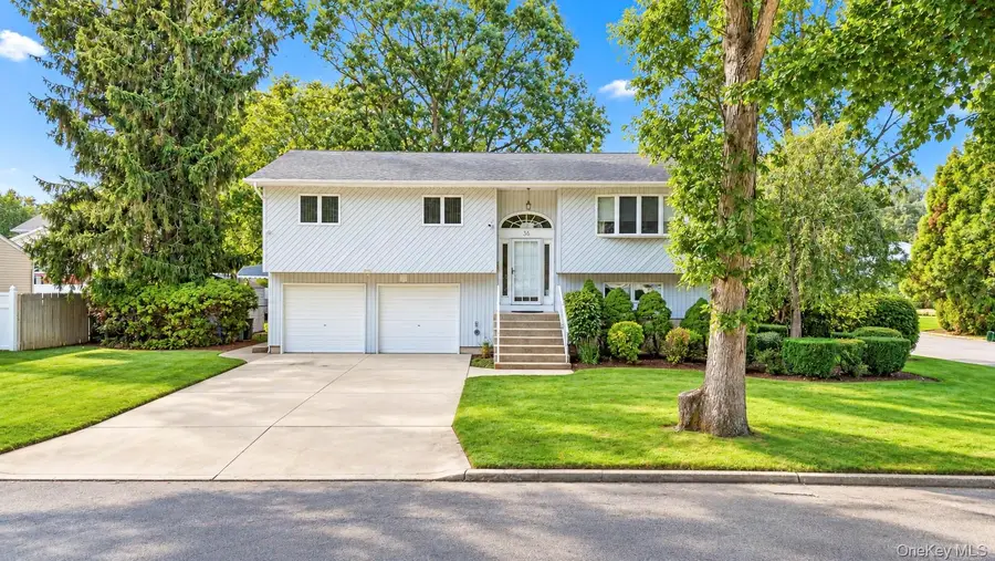 36 Deer Park Boulevard, Deer Park, NY 11729 - #3
