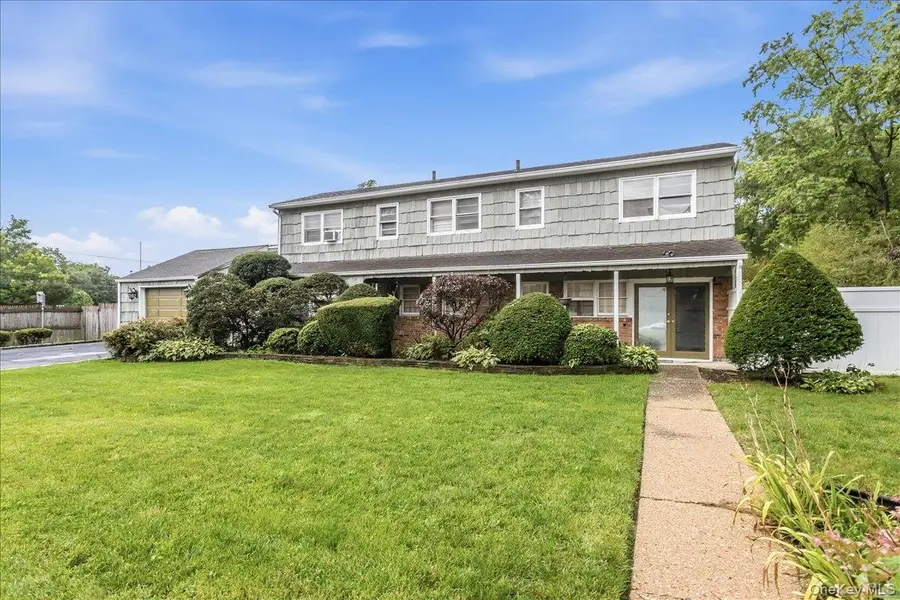 1 Greentree Circle, Westbury, NY 11590 - #3