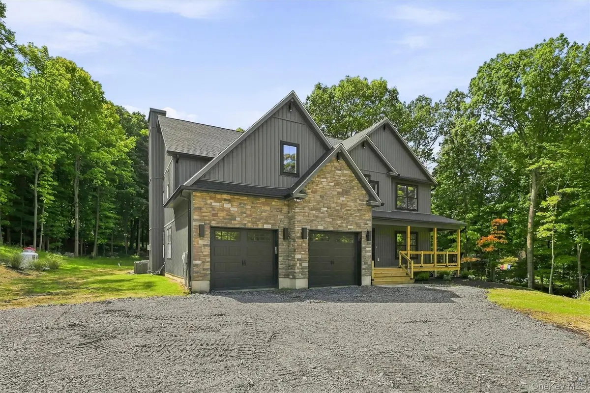4 Cherry Hill Road, Cornwall, NY 12518 - #1