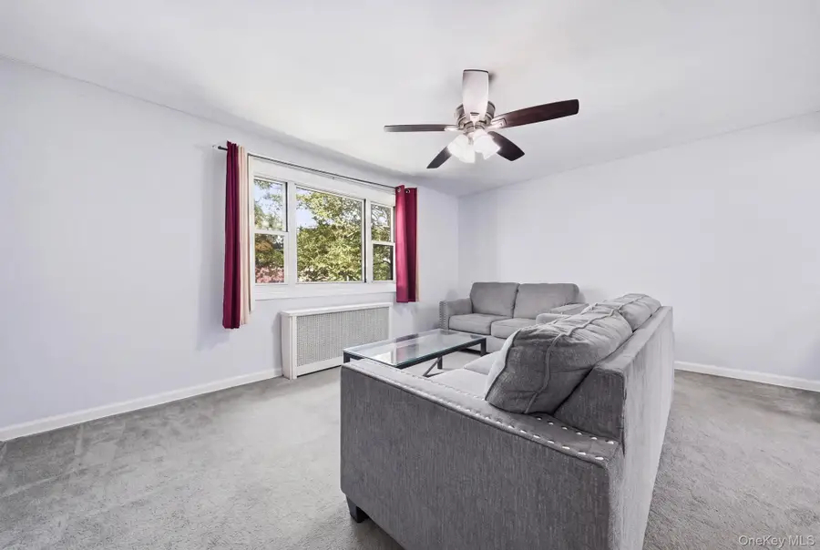 985 Fenwood #3, Valley Stream, NY 11580 - #3
