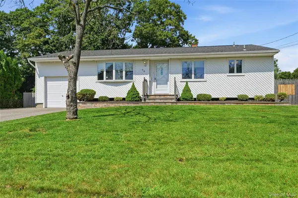 79 39th Street, Islip, NY 11751
